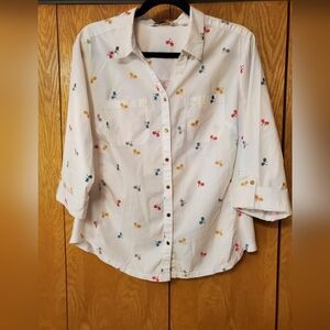 🍁 3/$30 Women's Bicycle Print Button Down Shirt